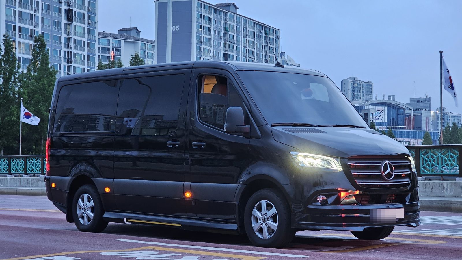 Mercedes-Benz Sprinter, Minibus / Autocar de luxe